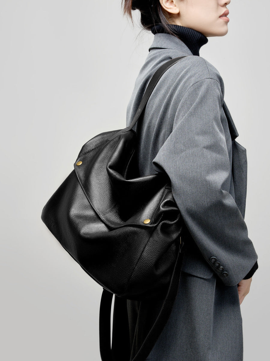 2025 Minimalist Black on the Shoulder Bag - Large Capacity Women's Leather Shoulder Bag for Work & Travel