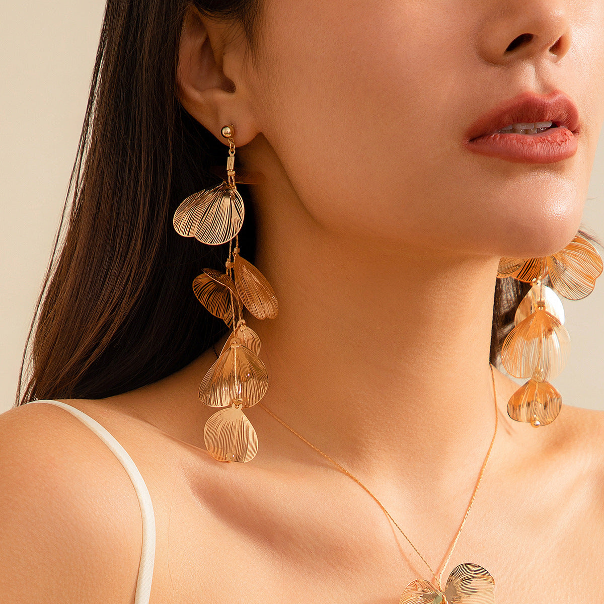 Adjustable Ginkgo Leaf Fringe Choker Necklace - Vintage Bohemian Style Unique Jewelry for Women