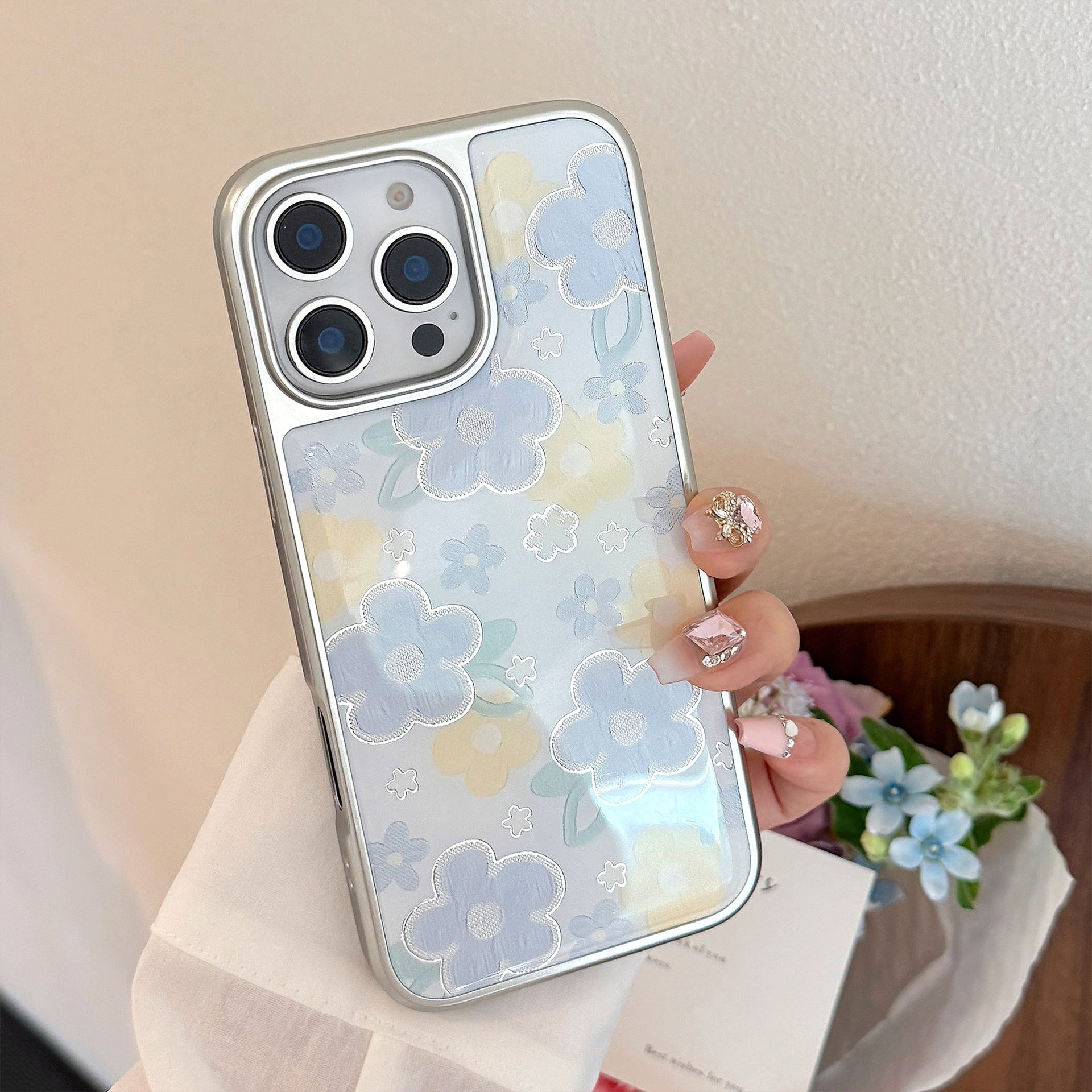 Aesthetic Gilded Flower iPhone Case – Designer Oil Painting Cover