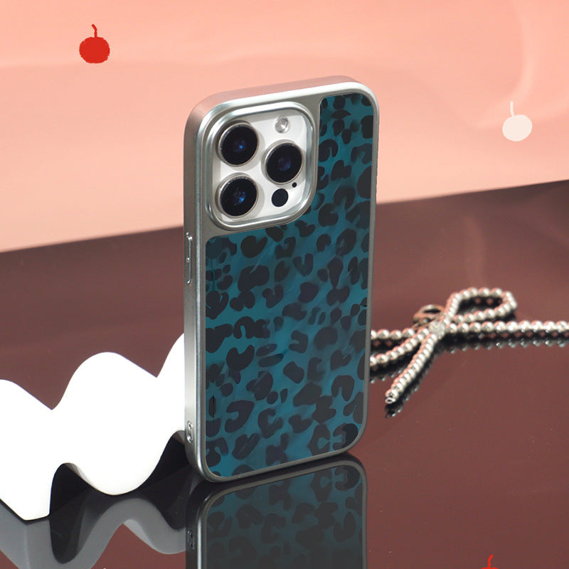 Emerald Leopard iPhone 15 Pro Max Case – Frosted Silver Electroplated Crystal Ceramic Cover