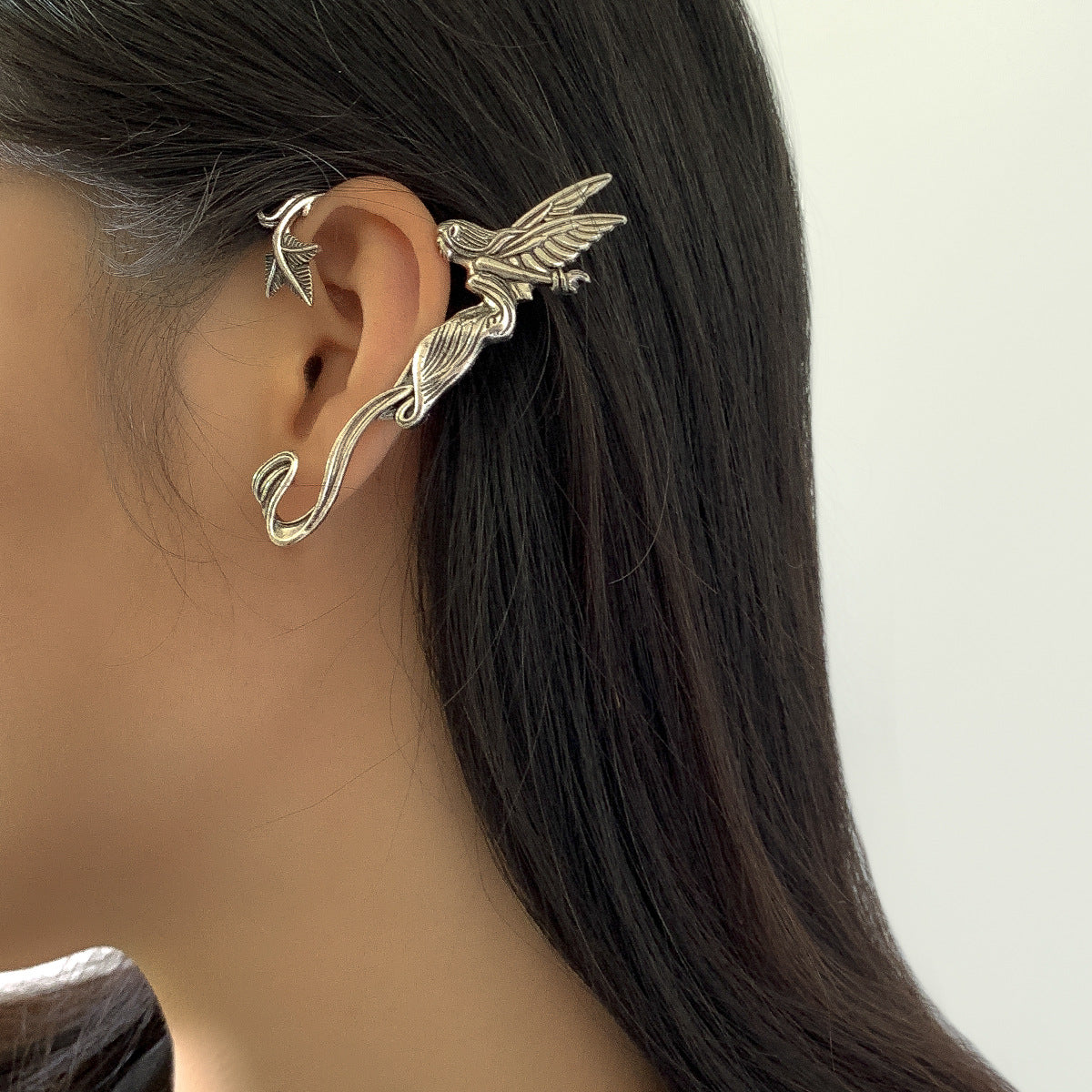 Sentido del diseño, espíritu personalizado, sin agujeros para las orejas, pendientes colgantes