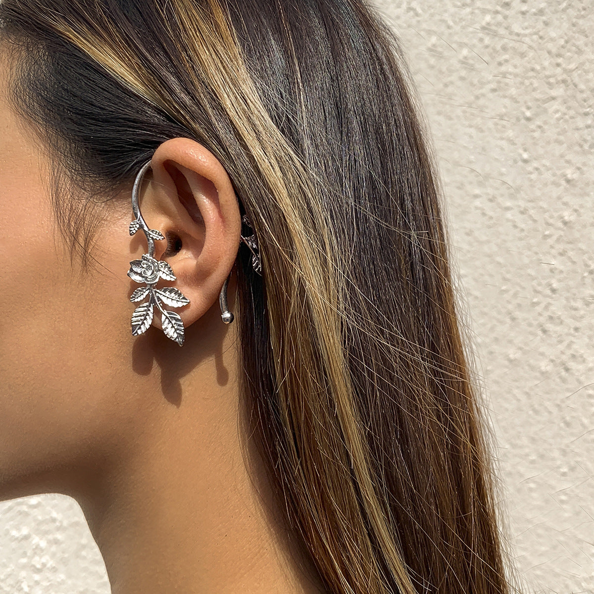 Sentido del diseño, espíritu personalizado, sin agujeros para las orejas, pendientes colgantes