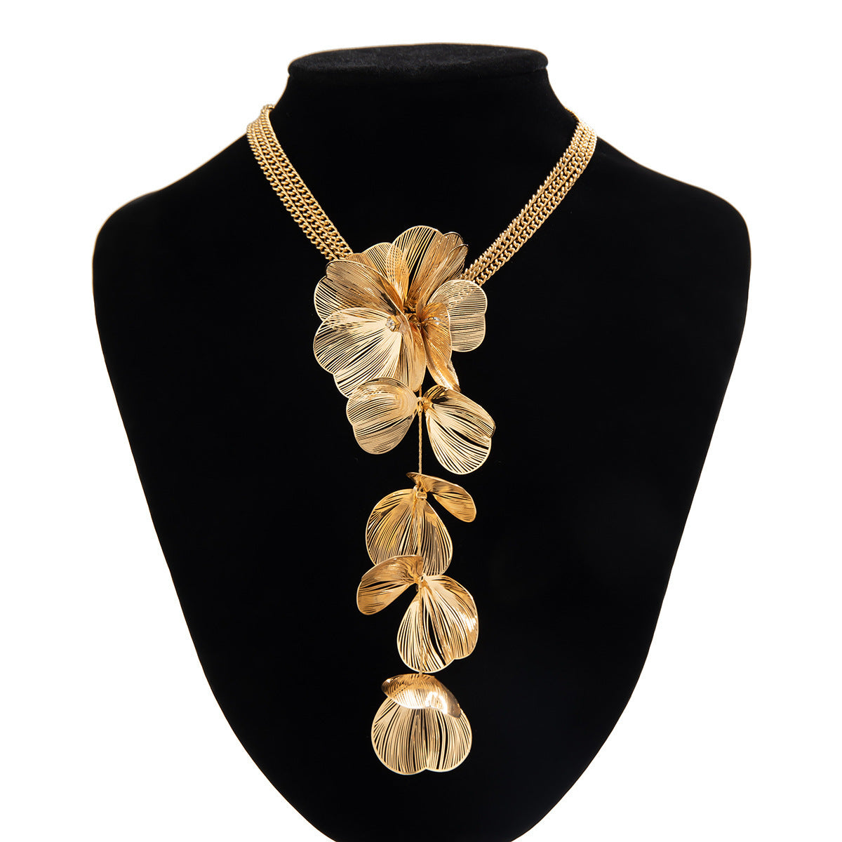 Adjustable Ginkgo Leaf Fringe Choker Necklace - Vintage Bohemian Style Unique Jewelry for Women