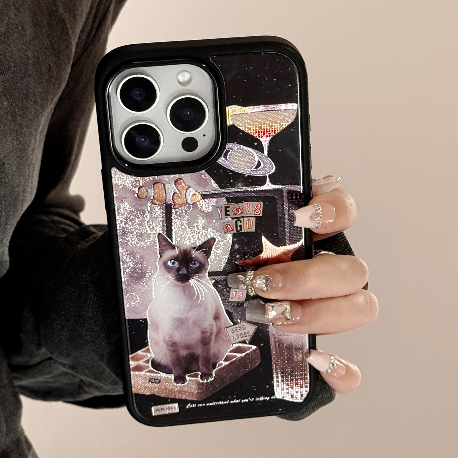 Black Cat & Gold Leaf Luxury Phone Case for iPhone 16 Pro Max - Ultra Slim Shockproof Cover with Anti-Scratch HD Print