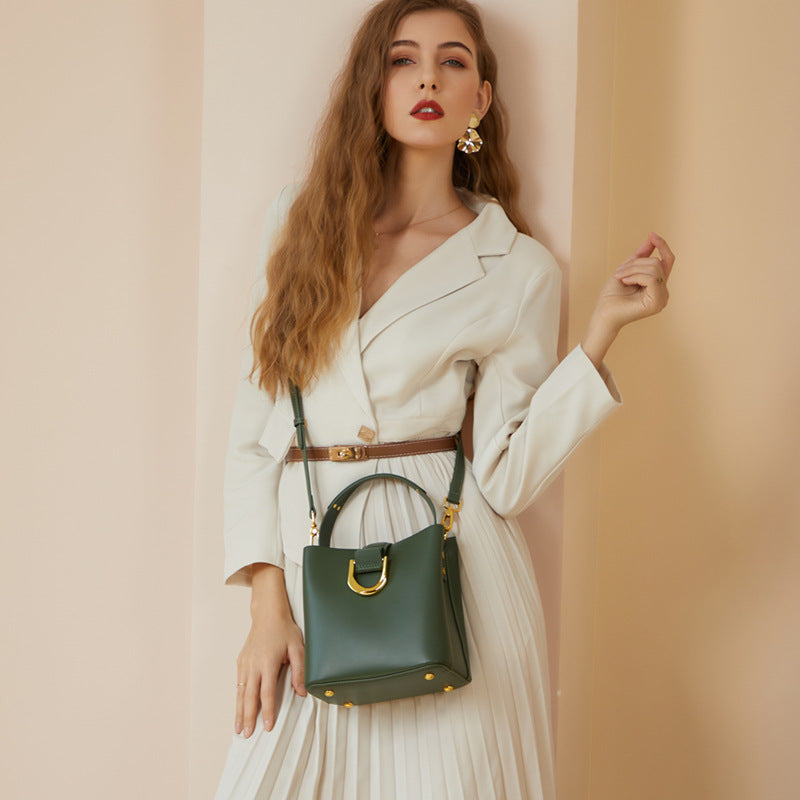 Trendy 2025 Designer Bucket Bag - 3-in-1 Convertible Women's Tote for Commute/Travel/Shopping